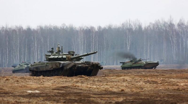 الدفاع البيلاروسية: روسيا وبيلاروس قررتا مواصلة اختبار جاهزية قواتهما على خلفية التطورات في دونباس