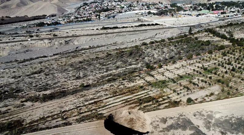 فيديو لحفرة عملاقة تثير الحيرة والقلق في تشيلي.. ما قصتها؟