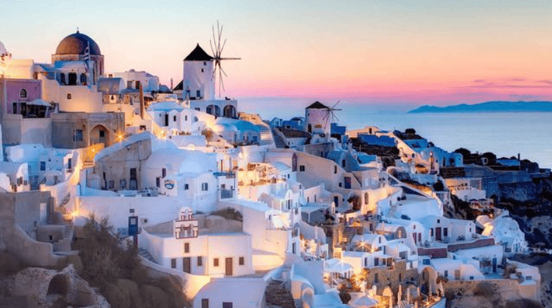 أفضل 12 من أماكن السياحة في اليونان 2022