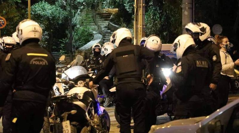 أثينا.. أكثر من 5500 شرطي وقيود على حركة المرور في ذكرى انتفاضة البوليتكنيك في 17 نوفمبر